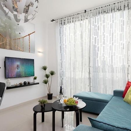 Stylish 1Br Flat For 4 Ppl In Allenby By Holyguest Tel Aviv Exteriör bild