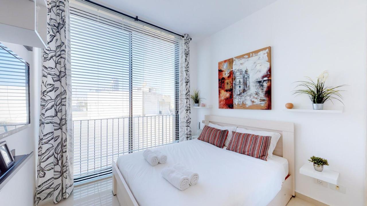 Stylish 1Br Flat For 4 Ppl In Allenby By Holyguest Tel Aviv Exteriör bild