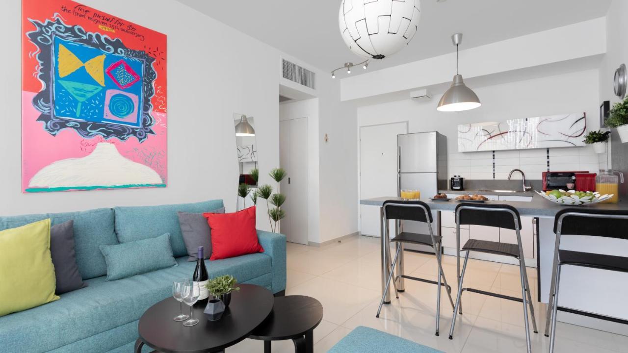 Stylish 1Br Flat For 4 Ppl In Allenby By Holyguest Tel Aviv Exteriör bild